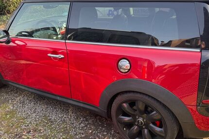 Mini Cooper Clubman 178.455 km 3.290 &euro; Oberhausen 46119