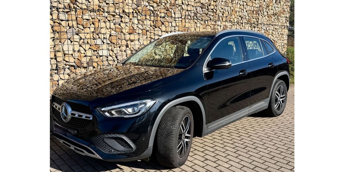 Mercedes-Benz GLA 200 84.000 km 24.700 &euro; Wachtendonk 47669