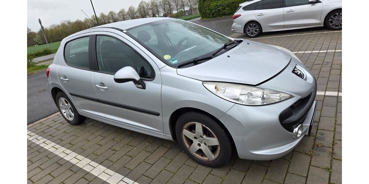Peugeot 207 178.000 km 1.300 &euro; Meerbusch 40667