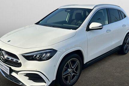 Mercedes-Benz GLA 200 10.742 km 41.980 &euro; Willich 47877