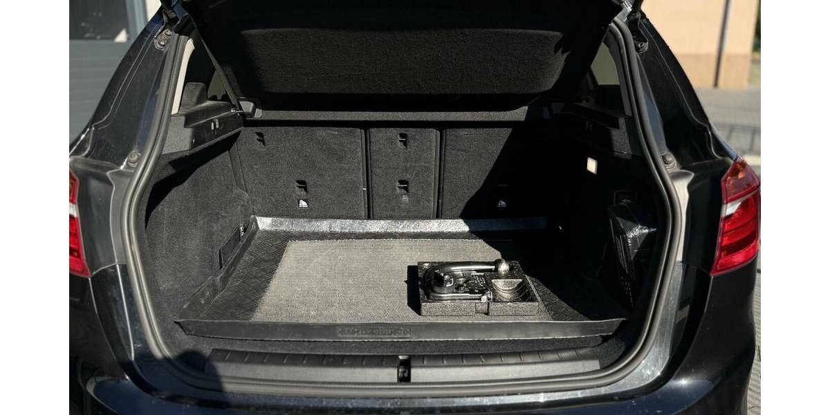 BMW 218 Active Tourer i / Advantage / PANO / Keyless 70.000 km 16.390 &euro; Mönchengladbach 41066