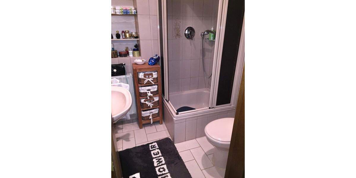 Etagenwohnung Krefeld Hüls - 2 Zimmer, 74 m&sup2;, 850&euro; | Angebot:25760379