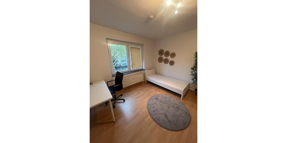 Etagenwohnung Düsseldorf Flingern Süd - 1 Zimmer, 57 m&sup2;, 690&euro; | Angebot:25987347