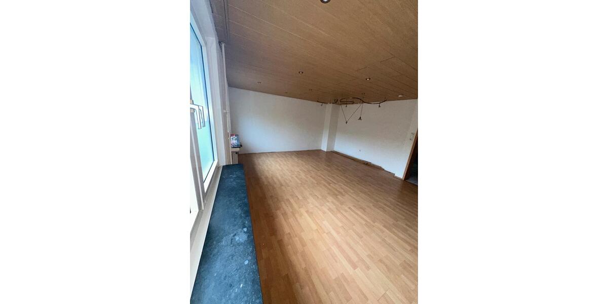 Etagenwohnung Duisburg Mittelmeiderich - 2.5 Zimmer, 70 m&sup2;, 119.500&euro; | Angebot:25995482
