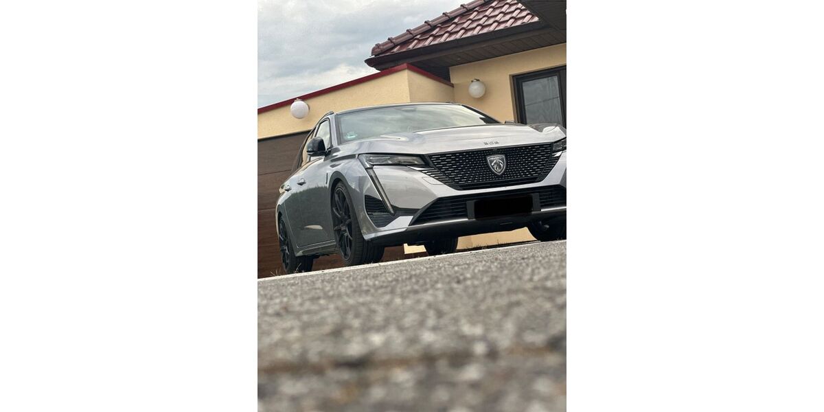 Peugeot 308 16.000 km 23.700 &euro; Oberhausen 46149