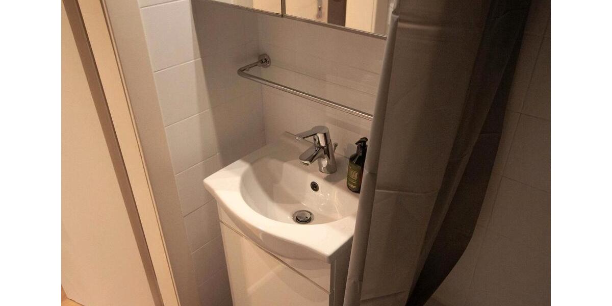 Etagenwohnung Düsseldorf Stadtbezirk 3 - 1 Zimmer, 30 m&sup2;, 790&euro; | Angebot:25891435