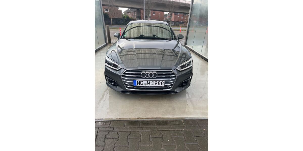 Audi A5 117.000 km 22.999 &euro; Mönchengladbach 41061