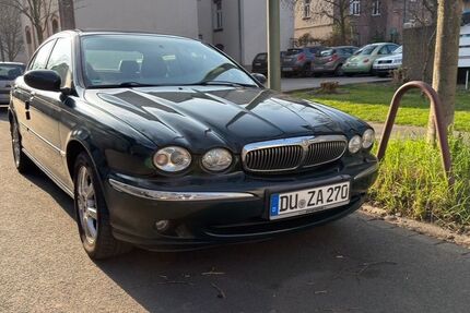 Jaguar X-Type 136.000 km 2.950 &euro; Duisburg 47177