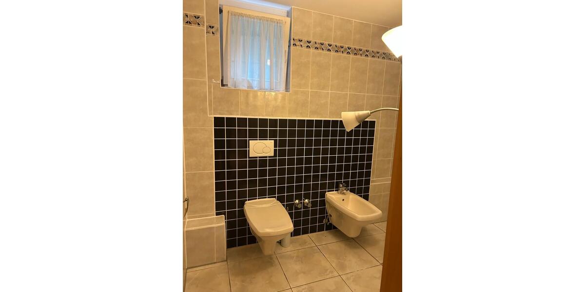 Etagenwohnung Mettmann - 3 Zimmer, 133 m&sup2;, 1.862&euro; | Angebot:25416036