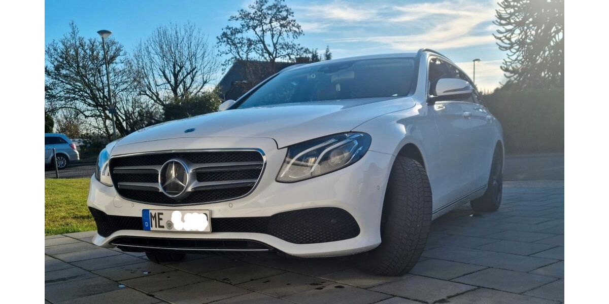 Mercedes-Benz E 220 181.000 km 18.750 &euro; Mettmann 40822