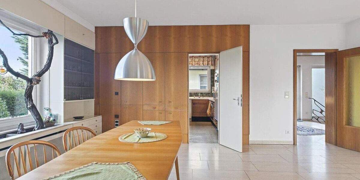 Einfamilienhaus Heiligenhaus Mitte - 6 Zimmer, 354 m&sup2;, 725.000&euro; | Angebot:25934083