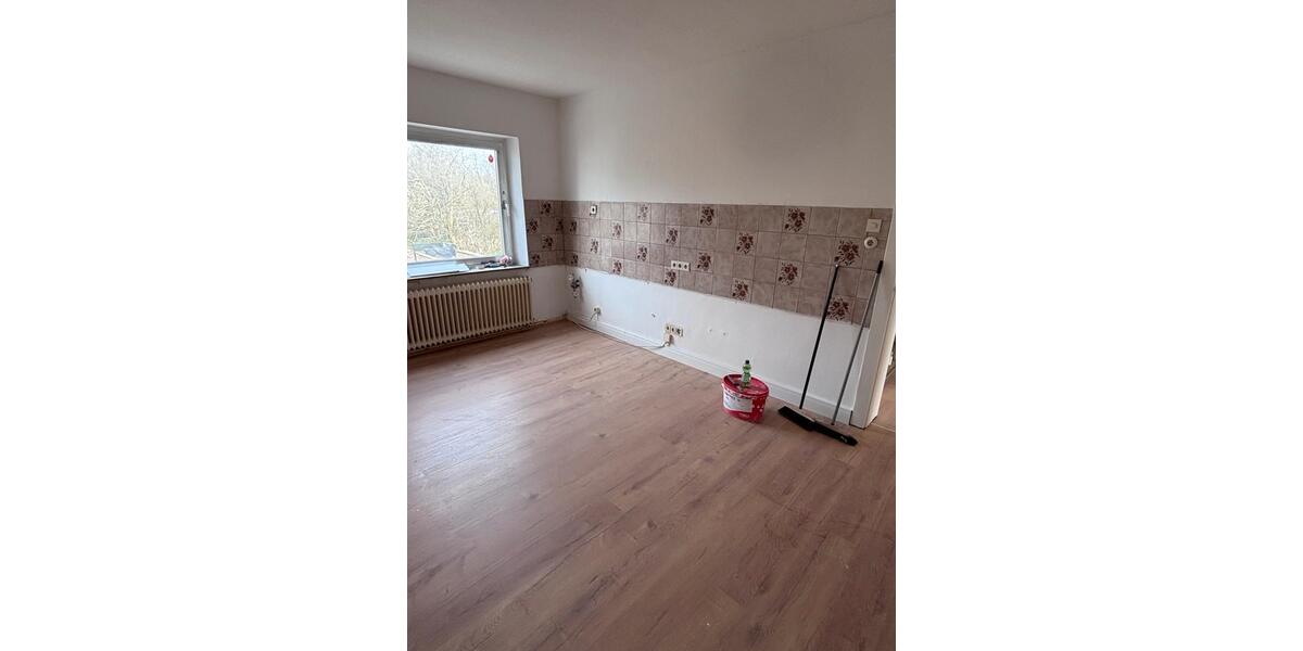 Etagenwohnung Mönchengladbach Nord - 3 Zimmer, 90 m&sup2;, 1.250&euro; | Angebot:25891406