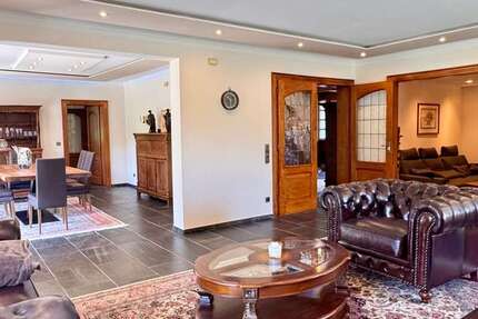 Haus Mönchengladbach Süd - 6 Zimmer, 301 m&sup2;, 1.590.000&euro; | Angebot:23384507