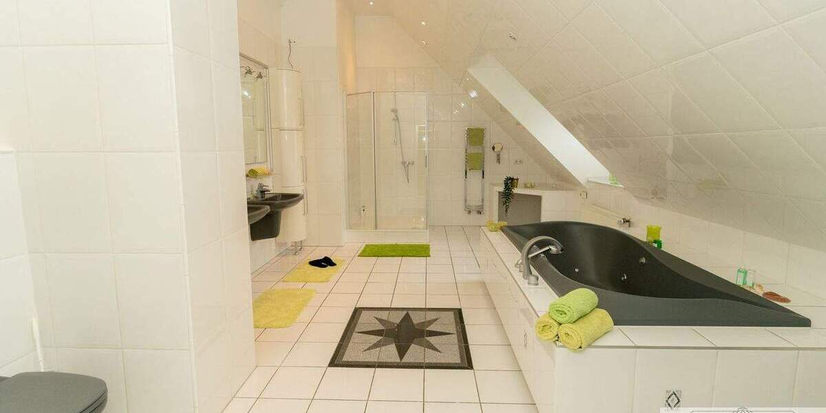 Mehrfamilienhaus, Wohnhaus Düsseldorf Benrath Benrath - 1 Zimmer, 226 m&sup2;, 1.499.000&euro; | Angebot:25660970