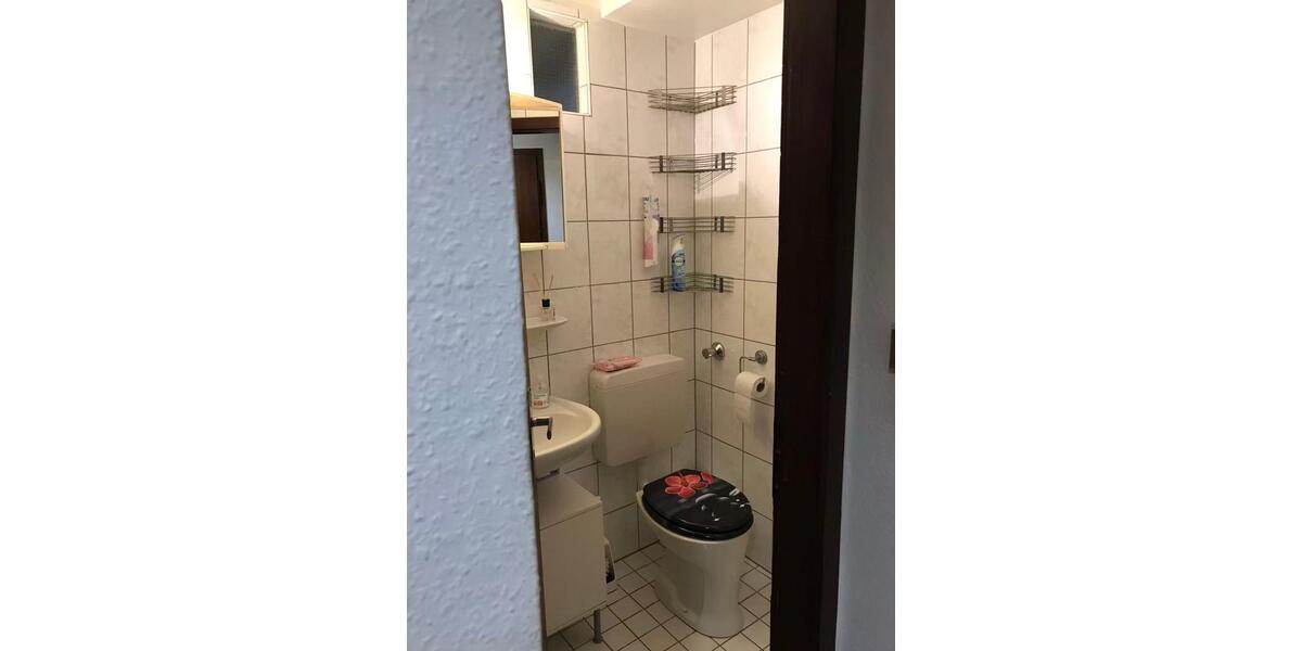 Etagenwohnung Düsseldorf Pempelfort - 1 Zimmer, 30 m&sup2;, 690&euro; | Angebot:25895257