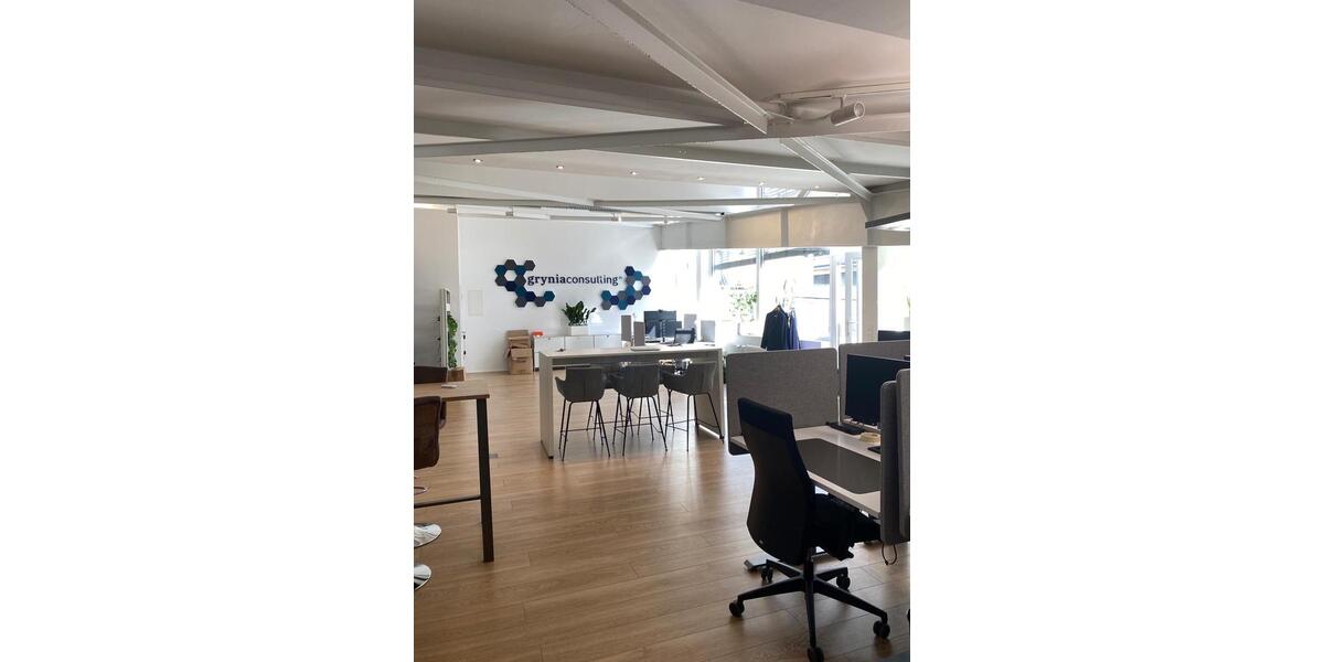 Etagenwohnung Düsseldorf Stadtbezirk 3 - 1 Zimmer, 130 m&sup2;, 2.100&euro; | Angebot:25571243