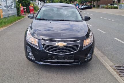 Chevrolet Cruze 161.628 km 3.300 &euro; Düsseldorf 40549