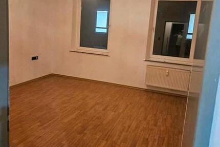 Wohnung Krefeld - 2 Zimmer, 52 m&sup2;, 800&euro; | Angebot:25854377