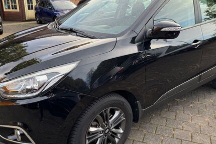 Hyundai ix35 123.000 km 9.499 &euro; Neuss 41462