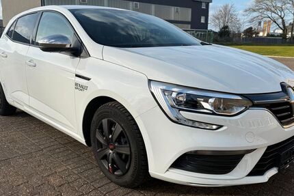 Renault Megane 52.800 km 7.900 &euro; Mönchengladbach 41068
