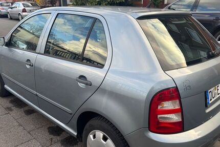 Skoda Fabia 153.000 km 1.500 &euro; Duisburg 47166