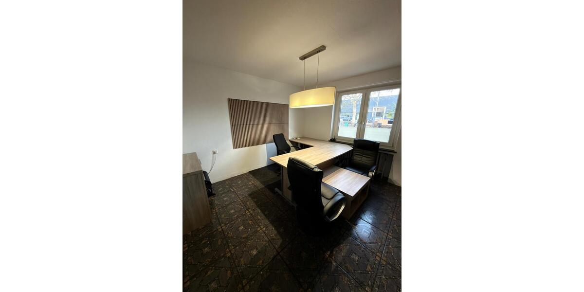 Gewerbeobjekt Hilden - 2.500&euro; | Angebot:25140540