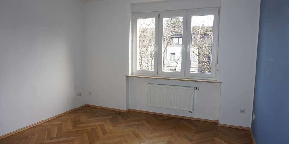 Etagenwohnung Mönchengladbach Süd - 3 Zimmer, 97 m&sup2;, 915&euro; | Angebot:27008394