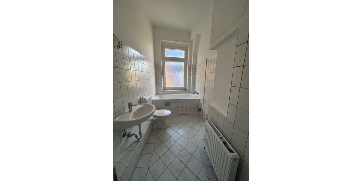 Etagenwohnung krefeld - 3 Zimmer, 70 m&sup2;, 609&euro; | Angebot:24564270
