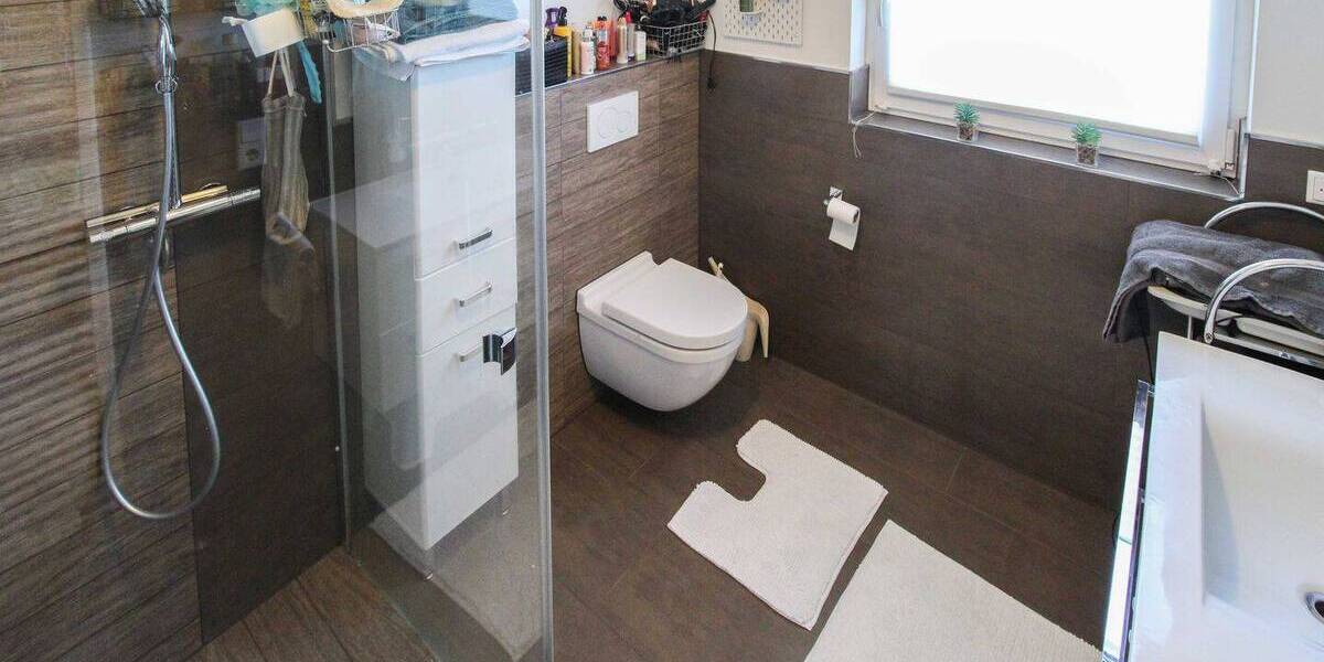 Reihenmittelhaus Mönchengladbach Rönneter - 5 Zimmer, 156 m&sup2;, 529.000&euro; | Angebot:25958668