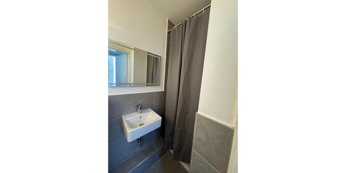 Etagenwohnung Mönchengladbach - 1 Zimmer, 20 m&sup2;, 690&euro; | Angebot:25718229