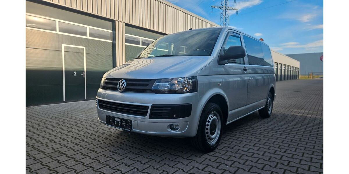 VW T5 Transporter 140.500 km 15.900 &euro; Neuss 41460