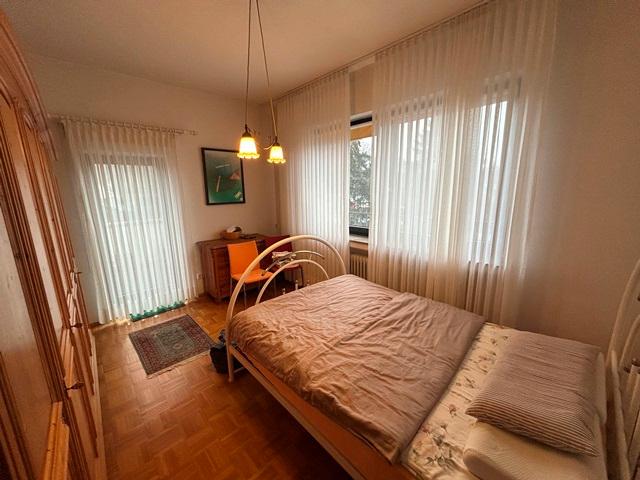 Etagenwohnung Mönchengladbach - 2 Zimmer, 82 m&sup2;, 750&euro; | Angebot:24794415