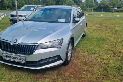 Skoda Superb 84.000 km 24.950 &euro; Duisburg 47167