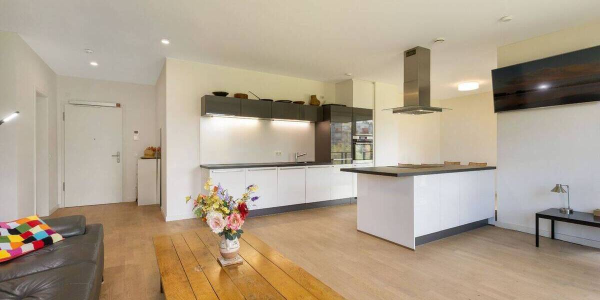 Etagenwohnung Düsseldorf Pempelfort - 3 Zimmer, 99 m&sup2;, 750.000&euro; | Angebot:26106470