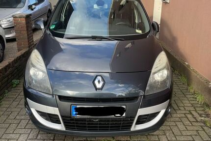 Renault Scenic 205.000 km 3.900 &euro; Oberhausen 46147