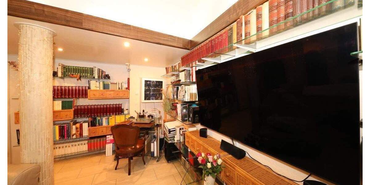 Reihenmittelhaus Düsseldorf Lierenfeld - 3 Zimmer, 130 m&sup2;, 425.000&euro; | Angebot:25695118