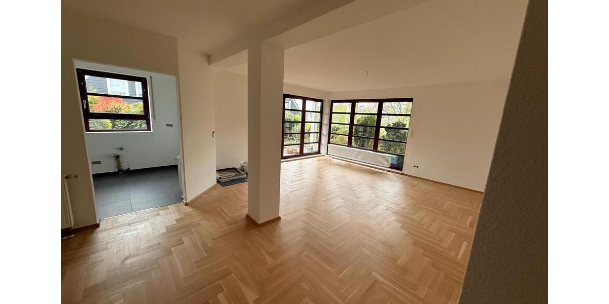 Erdgeschoßwohnung Wülfrath - 3 Zimmer, 100 m&sup2;, 1.050&euro; | Angebot:26025042