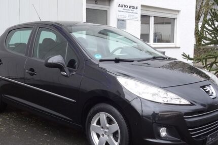 Peugeot 207 118.000 km 3.490 &euro; Langenfeld 40764