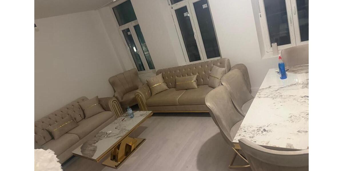 Etagenwohnung Krefeld - 4 Zimmer, 76 m&sup2;, 1.330&euro; | Angebot:26661266