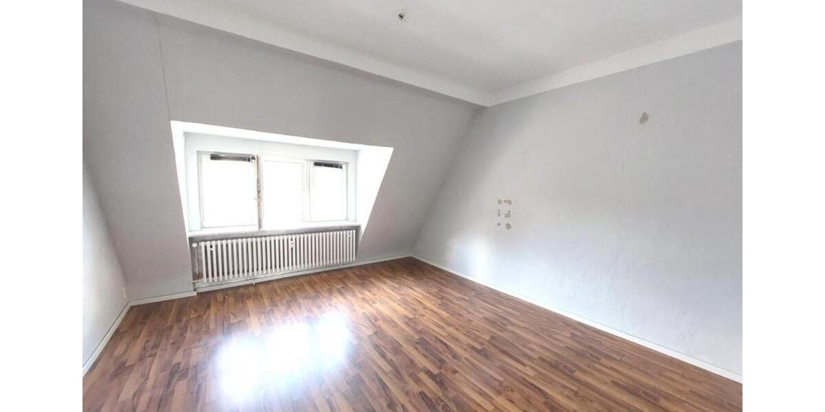 Dachgeschoßwohnung Duisburg Duisburg-Mitte - 2 Zimmer, 52 m&sup2;, 450&euro; | Angebot:25907522