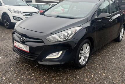 Hyundai i30 95.000 km 9.200 &euro; Kamp-Lintfort 47475