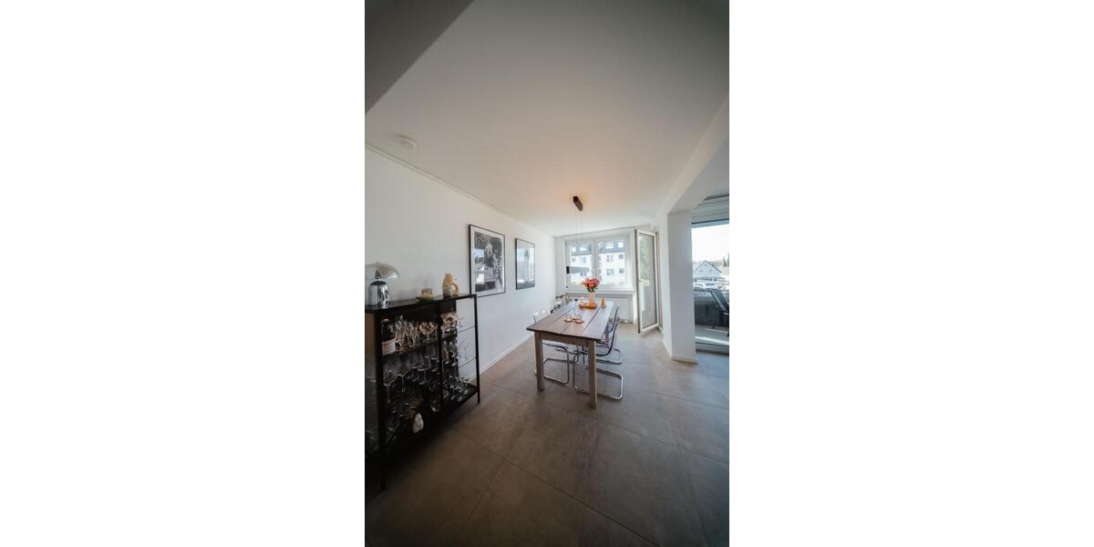 Etagenwohnung Hilden Kalstert - 3 Zimmer, 85 m&sup2;, 1.850&euro; | Angebot:27590824