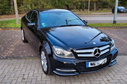 Mercedes-Benz Andere 221.500 km 9.500 &euro; Jüchen 41363