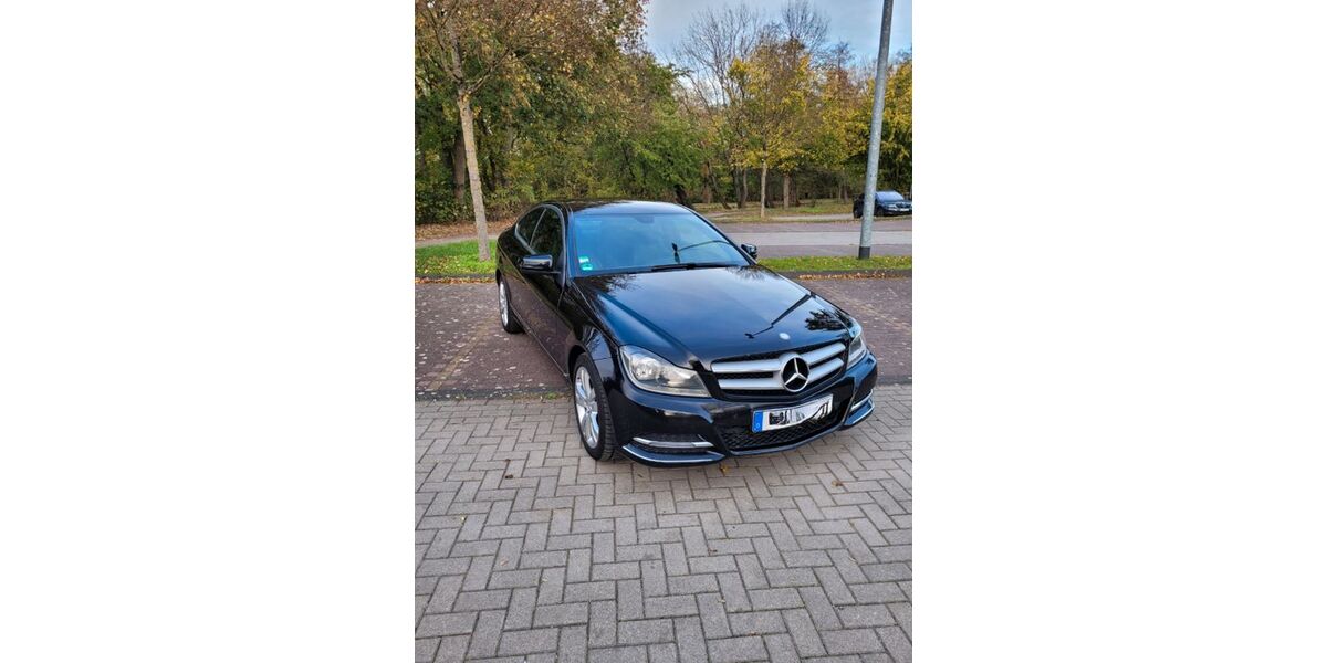 Mercedes-Benz Andere 221.500 km 9.500 &euro; Jüchen 41363