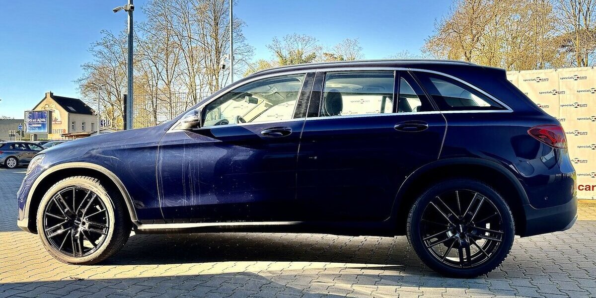 Mercedes-Benz GLC 220 d 4Matic / 1.Hd / MBUX / Kamera / Leder 99.000 km 32.490 &euro; Mönchengladbach 41066