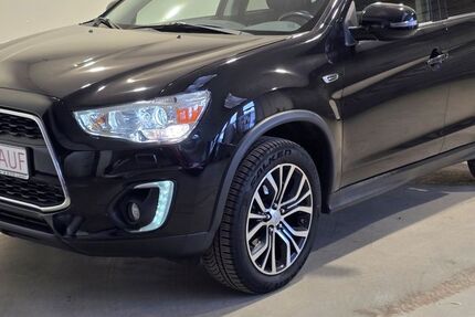 Mitsubishi ASX 108.270 km 10.880 &euro; Mönchengladbach 41061
