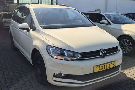 VW Touran 221.909 km 17.500 &euro; Korschenbroich 41352
