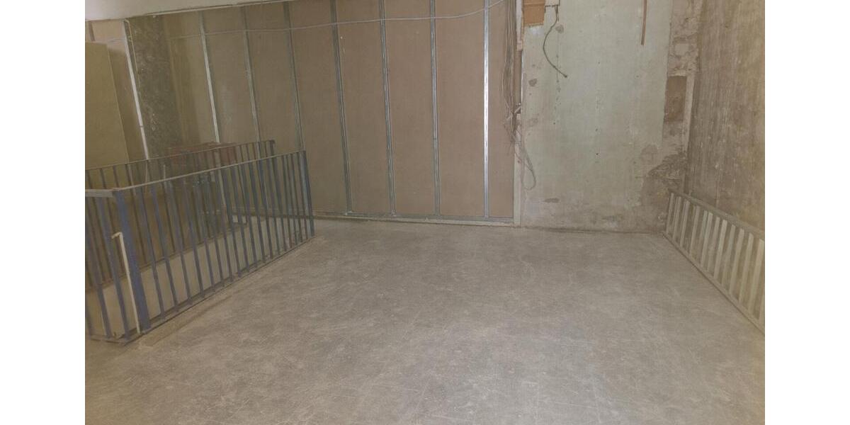 Gewerbeobjekt Duisburg Mittelmeiderich - 800&euro; | Angebot:26620179