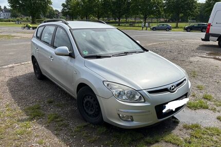 Hyundai i30 153.000 km 1.299 &euro; Tönisvorst 47918