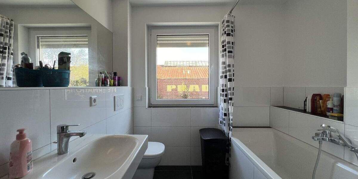 Doppelhaushälfte Mönchengladbach-Wickrath Wickrath - 5 Zimmer, 135 m&sup2;, 499.000&euro; | Angebot:25703882